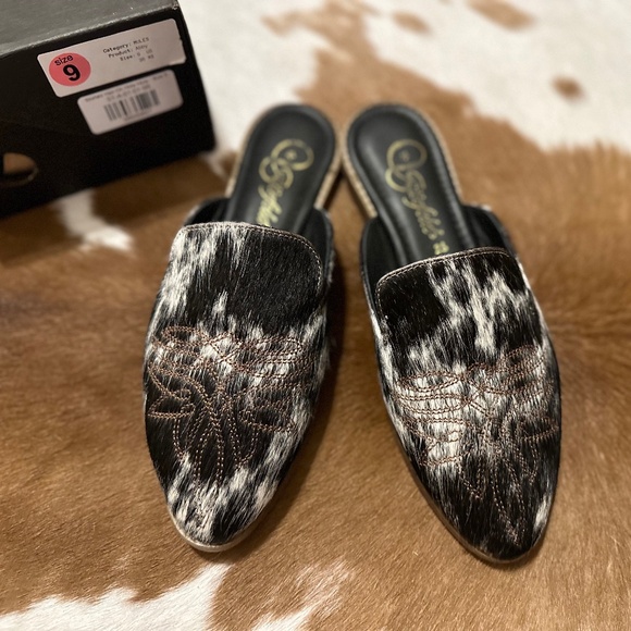 Womens Cowhide Slide On Shoes - Size 9 - Picture 2 of 3